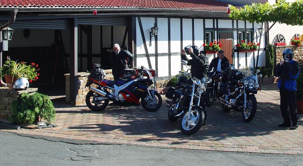 Landgasthaus Pfahl Wershofen Exterior foto