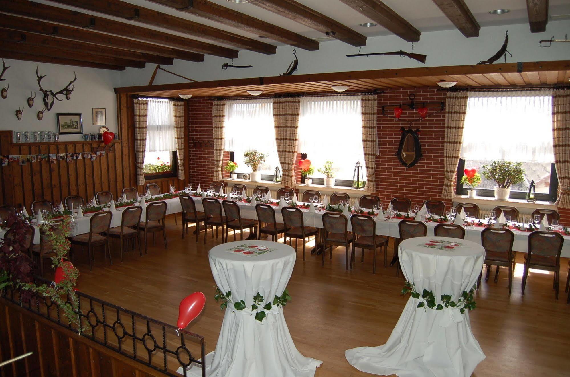 Landgasthaus Pfahl Wershofen Exterior foto